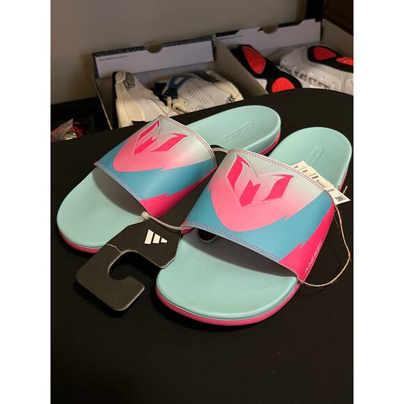 adidas Adilette Messi Slides / Size 13 / Brand New - Picture 2 of 6